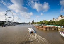 Thames-Tideway-victoria-embankment-london-boat-london-eye-wheel-river