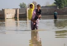 Udløst af voldsomme monsunregn oversvømmede 2022-floderne en tredjedel af Pakistan. Foto: UNICEF/Saiyna Bashir