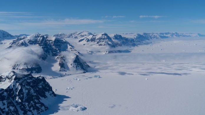 Thin ice is shot in Greenland and Iceland and sometimes the landscape threatens to overshadow the action. Credit: Guðjón Jónsson.