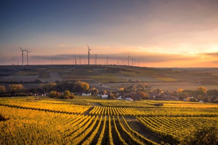 Fields and farmland - © Unsplash Karsten Wurth