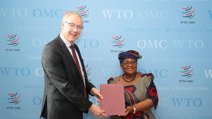 WTO Director-General Ngozi Okonjo-Iweala and Norway's WTO Ambassador Petter Ølberg.