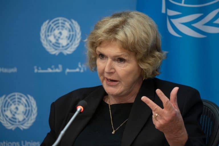 Mary Lawlor, Special Rapporteur on the Situation of Human Rights Defenders, briefs reporters at UN Headquarters © UN Photo/Evan Schneider