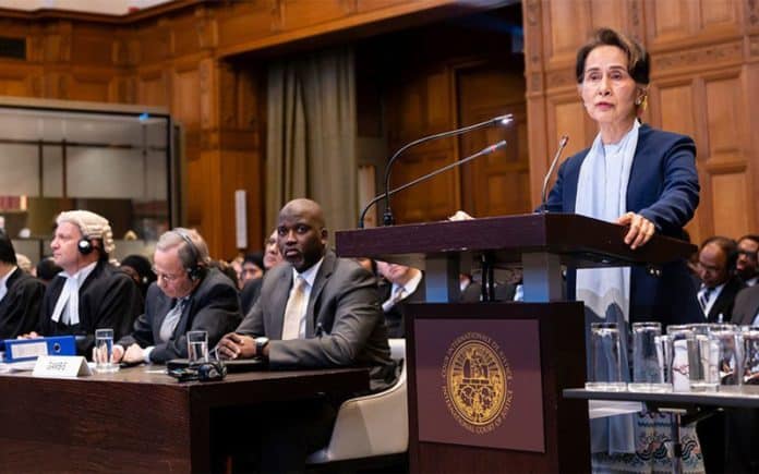 Aung-San-Suu-Kyi-UN-International-Court-of-Justice--Foto-ICJ-Frank-van-Beek