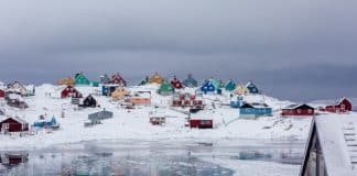 Town-of-Aasiaat-Greenland-winter-season-tourism