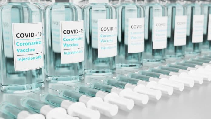 Bouteilles de vaccins COVID-19