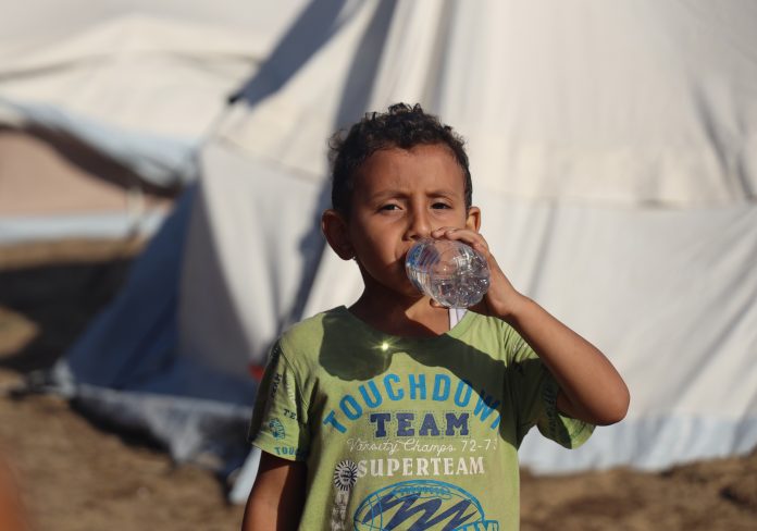 Yamen, 5 ans, dans le camps de réfugiés de Khan Younis, dans la bande de Gaza.