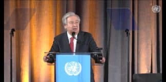 Le chef de l'ONU a vivement critiqué les « parrains » de l'industrie fossile.