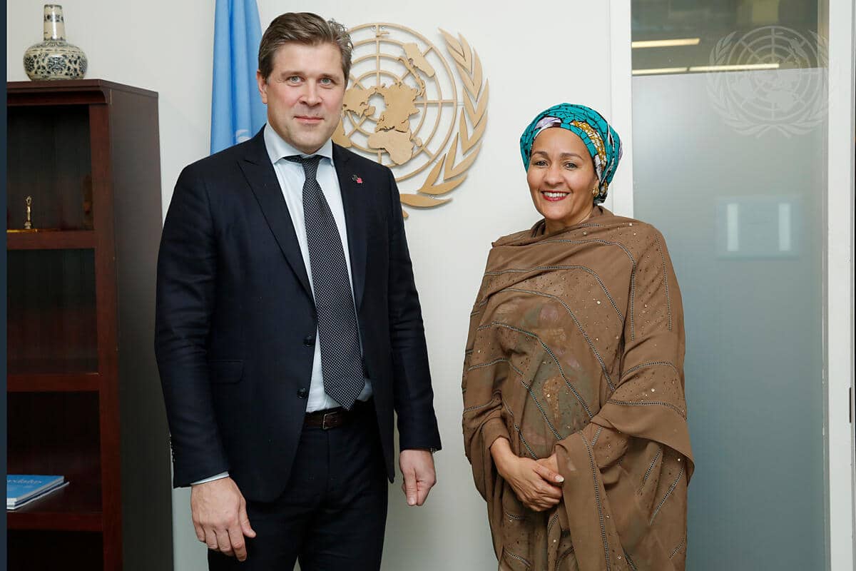 Bjarni Benediktsson, utanríkisráðherra ásamt Amina Mohammed vara-aðalframkvæmdastjóra Sameinuðu þjóðanna 2017.