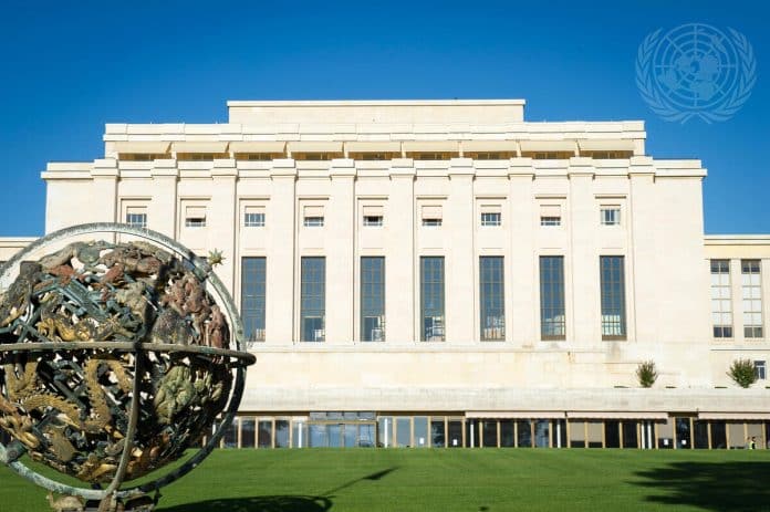 Friðarhöllinn (Palais des Nations), höfuðstöðvar SÞ í Genf.