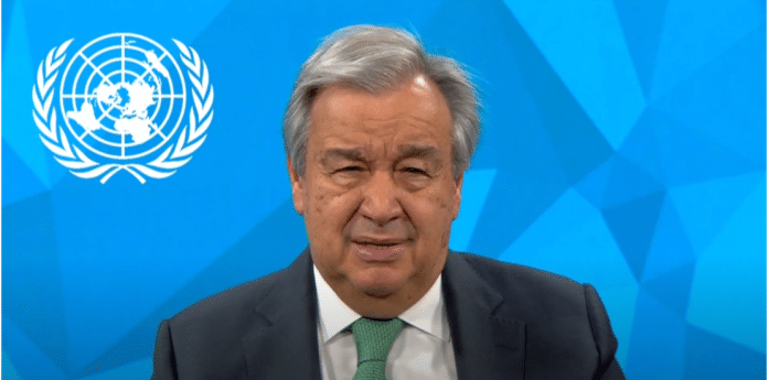 Antonio Guterres in primo piano