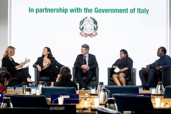 FAO - Credit UN Photo/Alessandra Benedetti - Il Pre-Summit del Vertice sui sistemi alimentari delle Nazioni Unite getta le basi per l'evento globale che si terrà a settembre, riunendo attori di tutto il mondo per sfruttare la potenza dei sistemi alimentari al fine di realizzare progressi su tutti i 17 Obiettivi di Sviluppo Sostenibile (SDGs). In collaborazione con il Governo italiano, il Pre-Summit si svolgerà a Roma dal 26 al 28 luglio 2021.