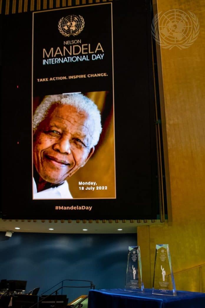 UN Photo/Eskinder Debebe - Una vista dell'incontro informale dell'Assemblea Generale in plenaria per celebrare la Giornata Internazionale Nelson Mandela. Il Premio ONU Nelson Mandela 2020 sarà assegnato alla signora Marianna V. Vardinoyannis della Grecia e al dottor Morissanda Kouyaté della Guinea.