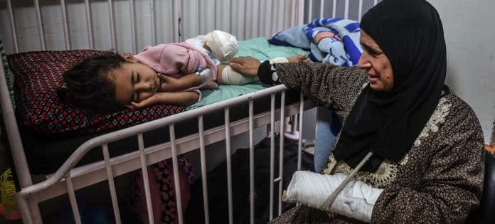 Quasi 600 attacchi all'assistenza sanitaria a Gaza e in Cisgiordania dall'inizio della guerra: OMS. © UNICEF/Abed Zaqout