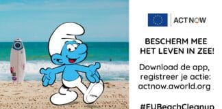 De Smurfen als mascotte van de #EUBeachCleanup