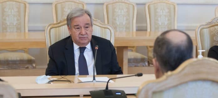 @UN Russia/Yuri Kochin. António Guterres durante a reunião com Sergey Lavrov em Moscovo.